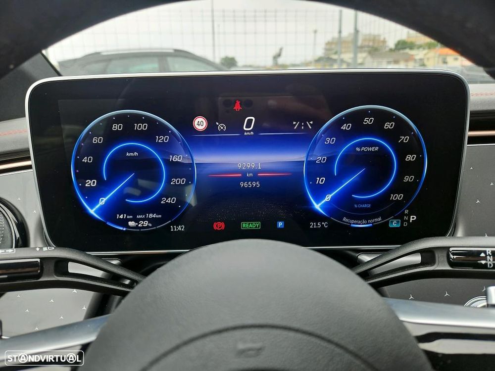 Mercedes-Benz EQE 350 - 8