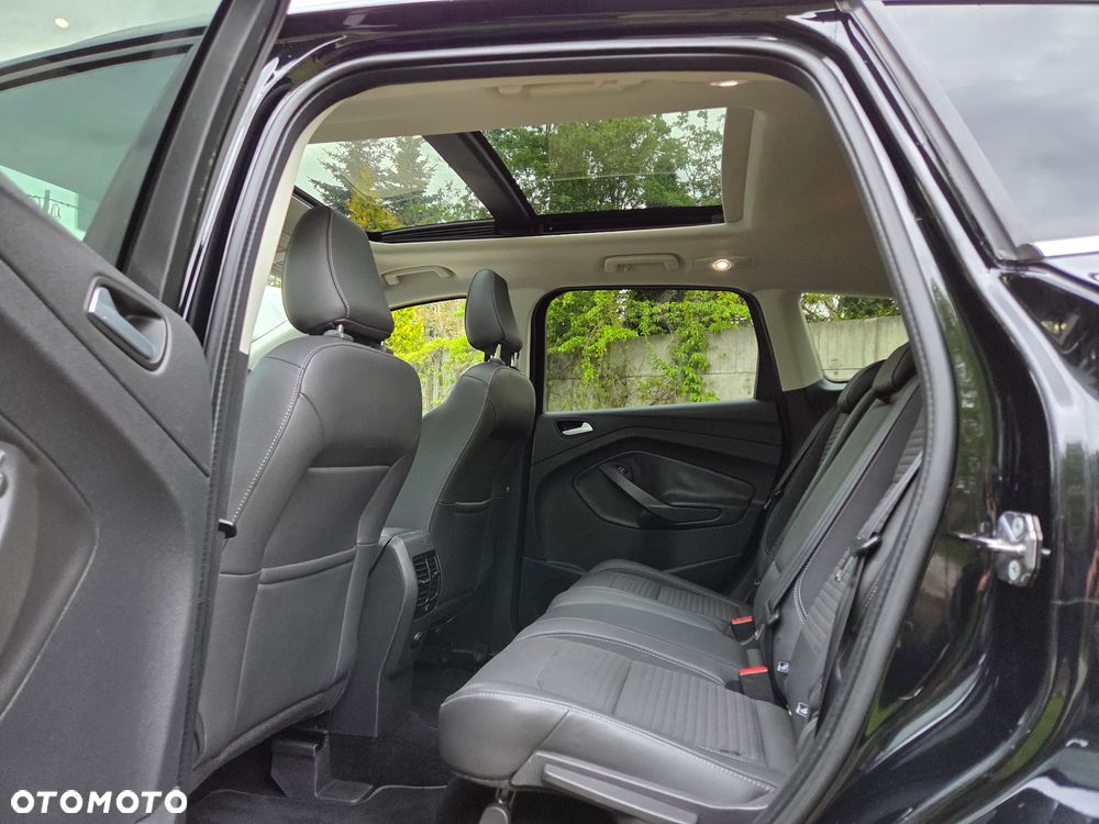 Ford Kuga 1.5 EcoBoost 2x4 Titanium - 8