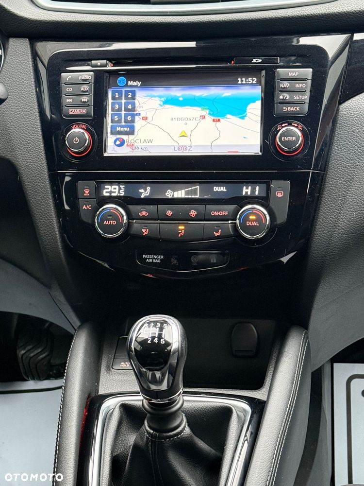 Nissan Qashqai 1.6 DIG-T Acenta - 17