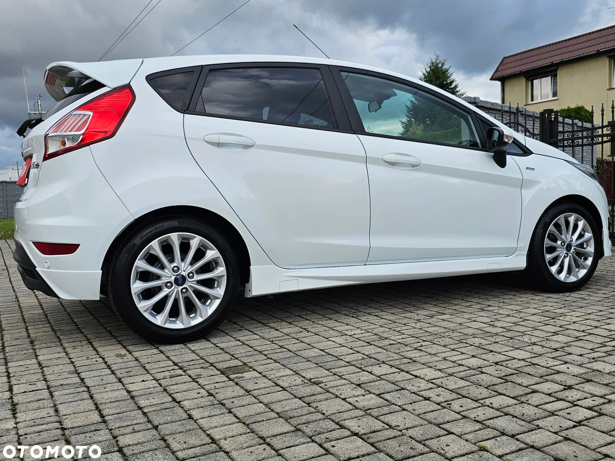Ford Fiesta 1.0 EcoBoost S&S ST-LINE X - 13