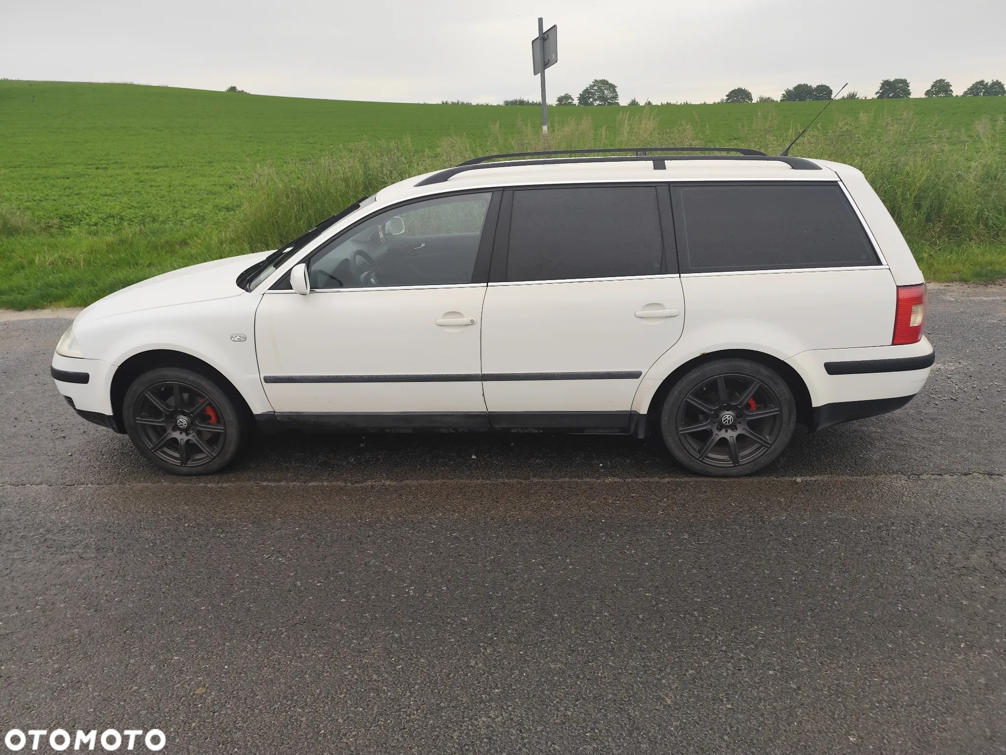 Volkswagen Passat 1.9 TDI Comfortline - 2