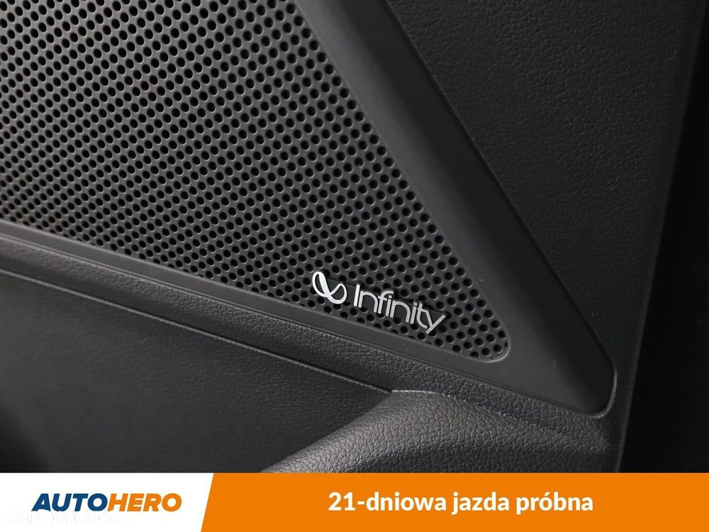 Hyundai IONIQ - 38