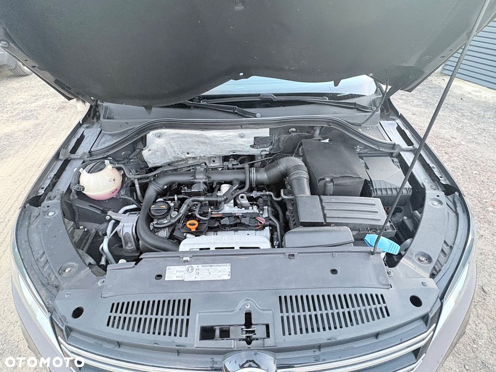 Volkswagen Tiguan 1.4 TSI Perfectline - 12