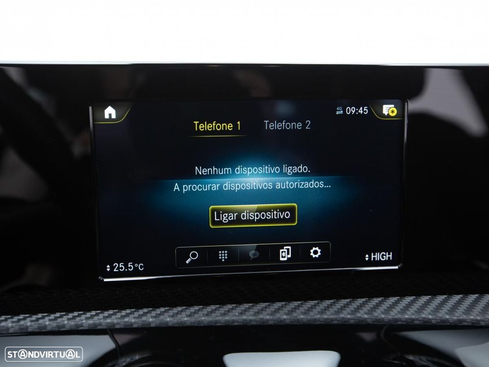 Mercedes-Benz CLA 250 e 8G-DCT - 27