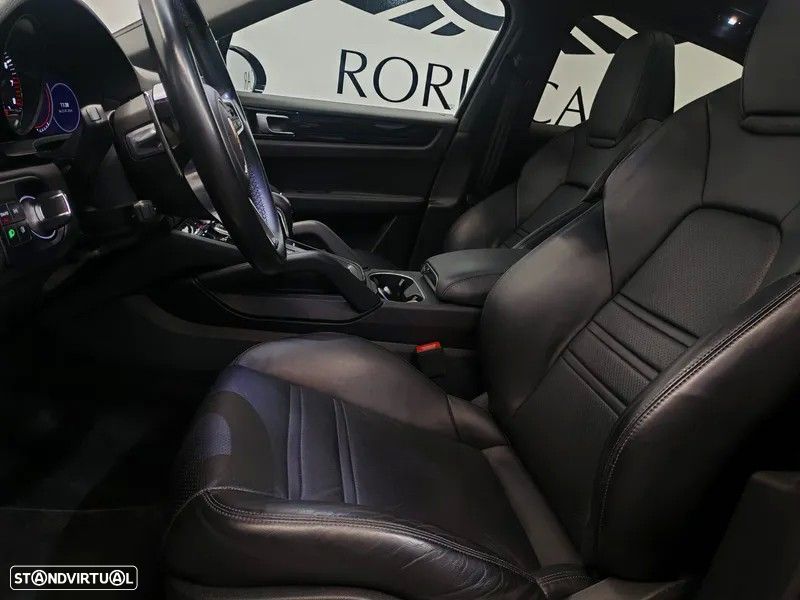 Porsche Cayenne Coupé E-Hybrid - 15