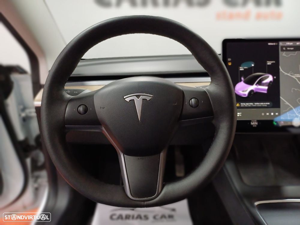Tesla Model 3 - 14