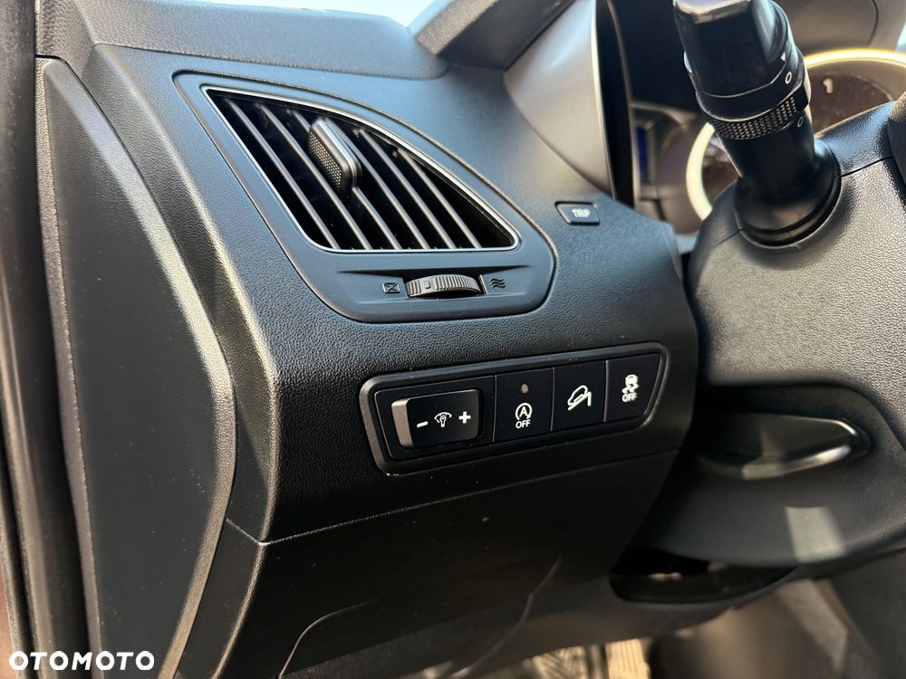 Hyundai ix35 1.6 2WD blue Style - 18