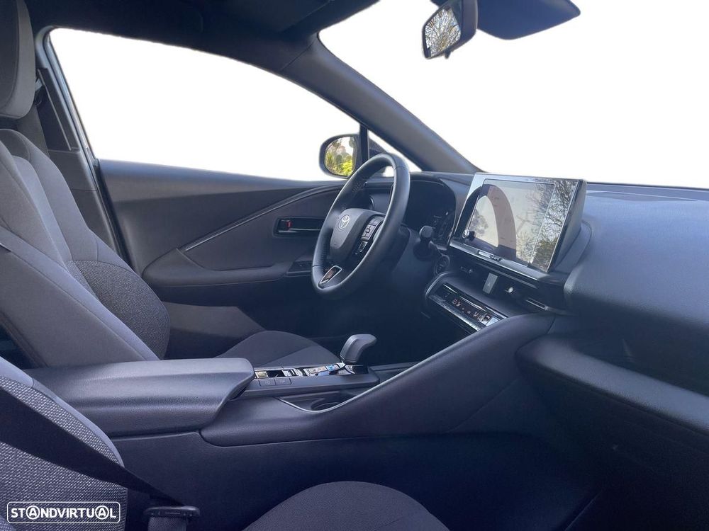 Toyota C-HR — fotografia 6