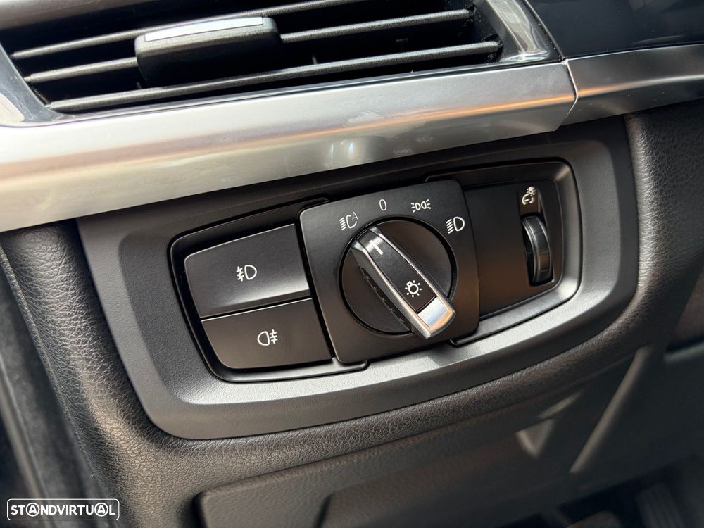 BMW X5 25 d sDrive Comfort 7L - 16