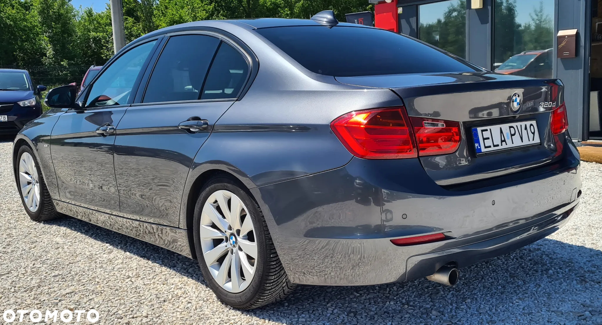 BMW Seria 3 - 34