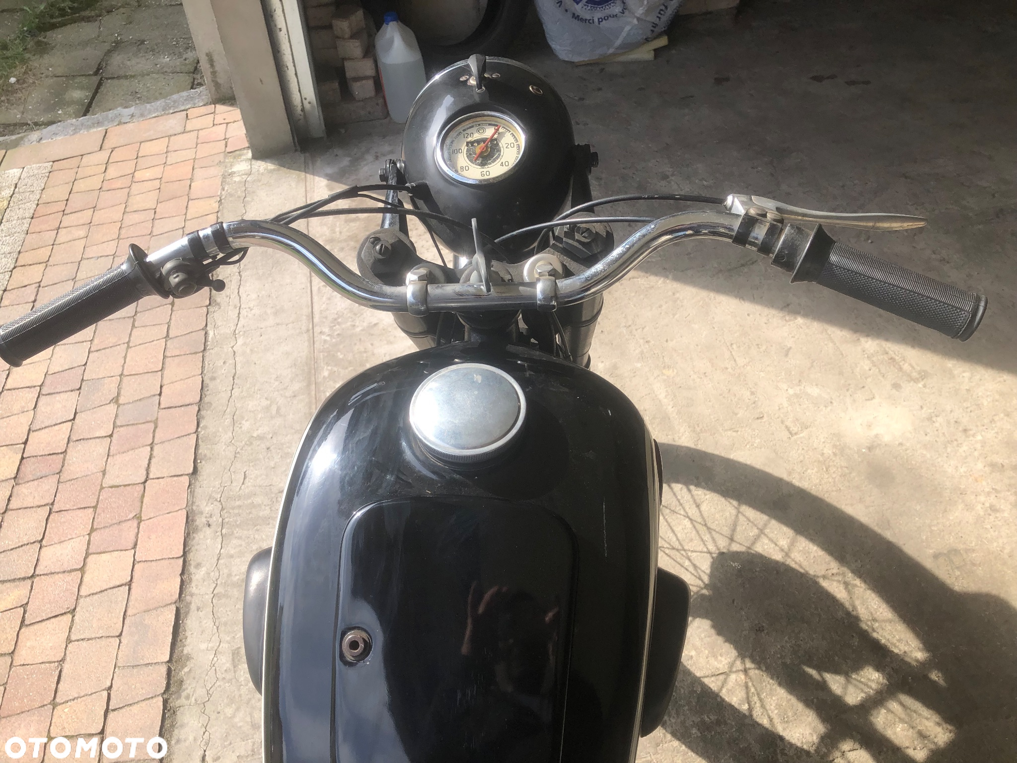 BMW R - 9