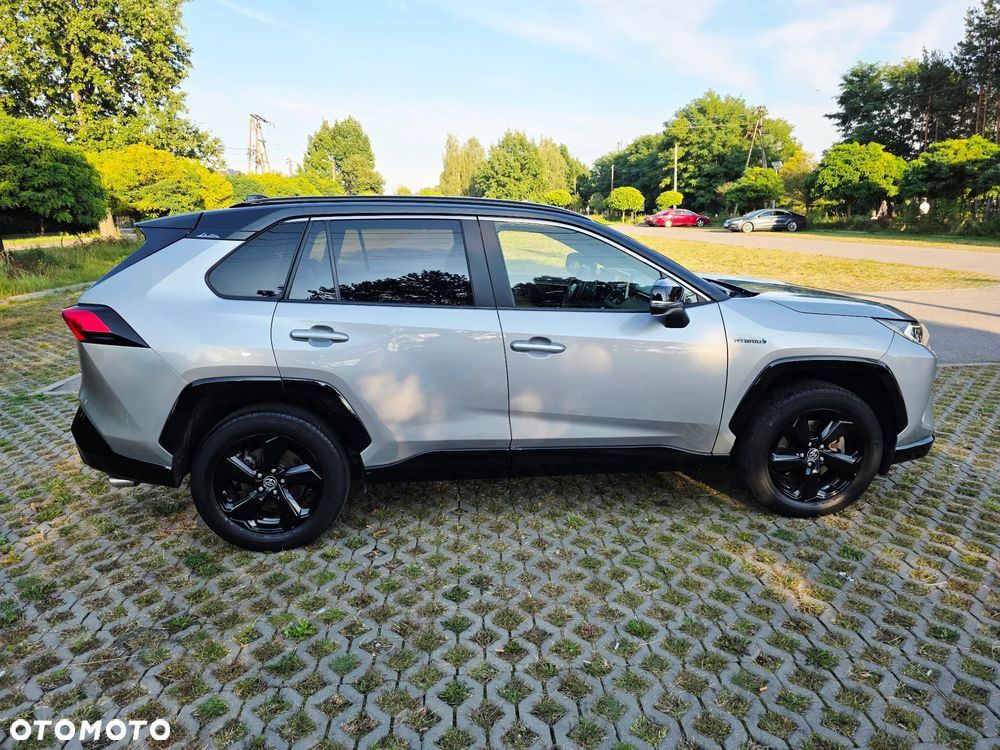 Toyota RAV4 Hybrid Selection 4x2 - 6