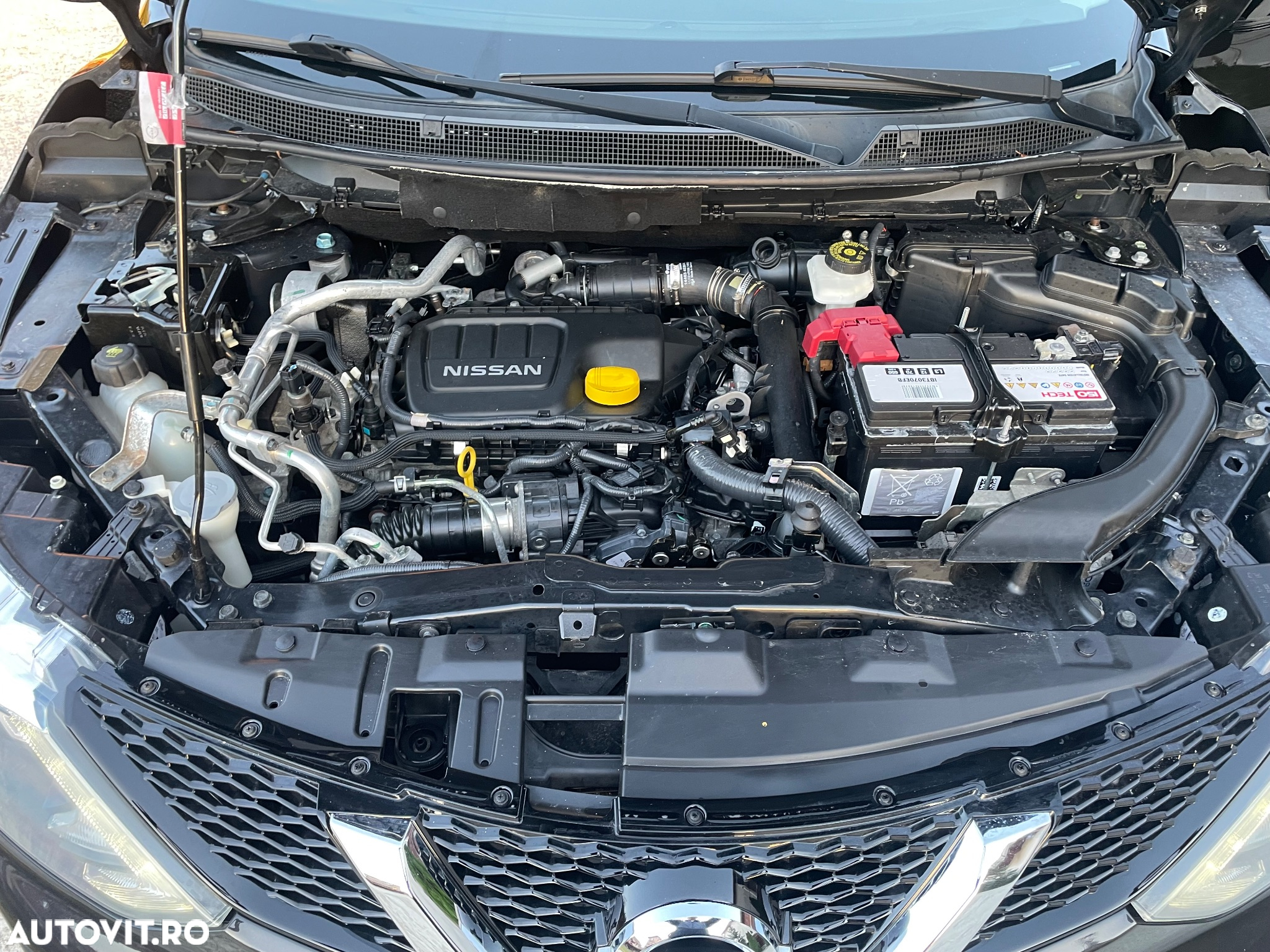 Nissan Qashqai 1.6 DCI Start/Stop X-TRONIC Tekna - 17