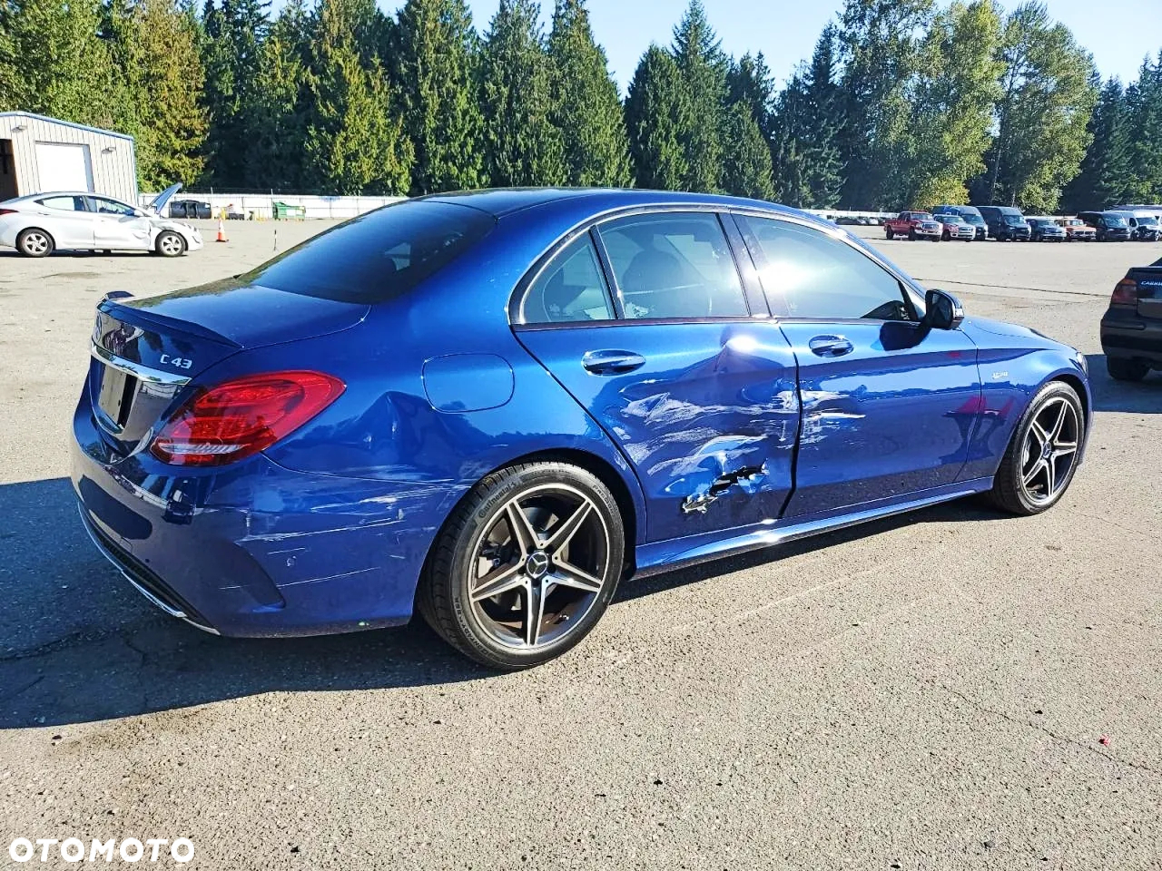 Mercedes-Benz Klasa C AMG 43 4-Matic - 3