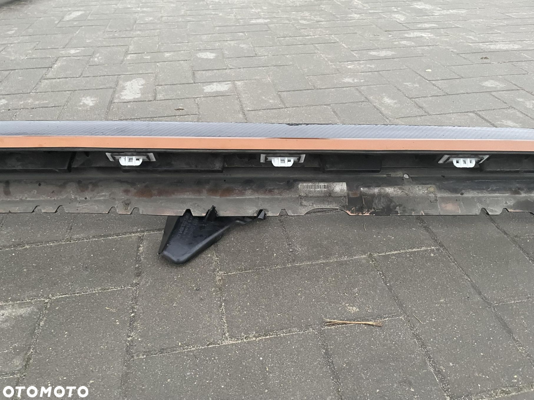 AUDI RS4 B9 LIFT LISTWA PROGOWA LEWA - 15