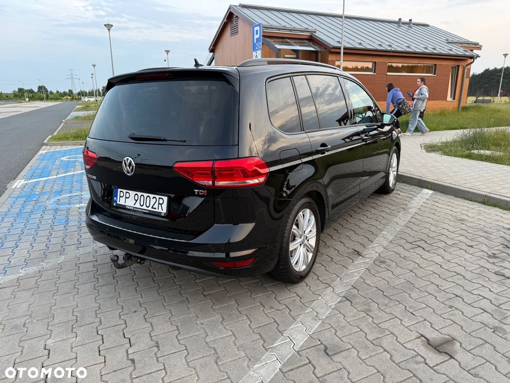 Volkswagen Touran 1.6 TDI BMT SCR Comfortline - 16
