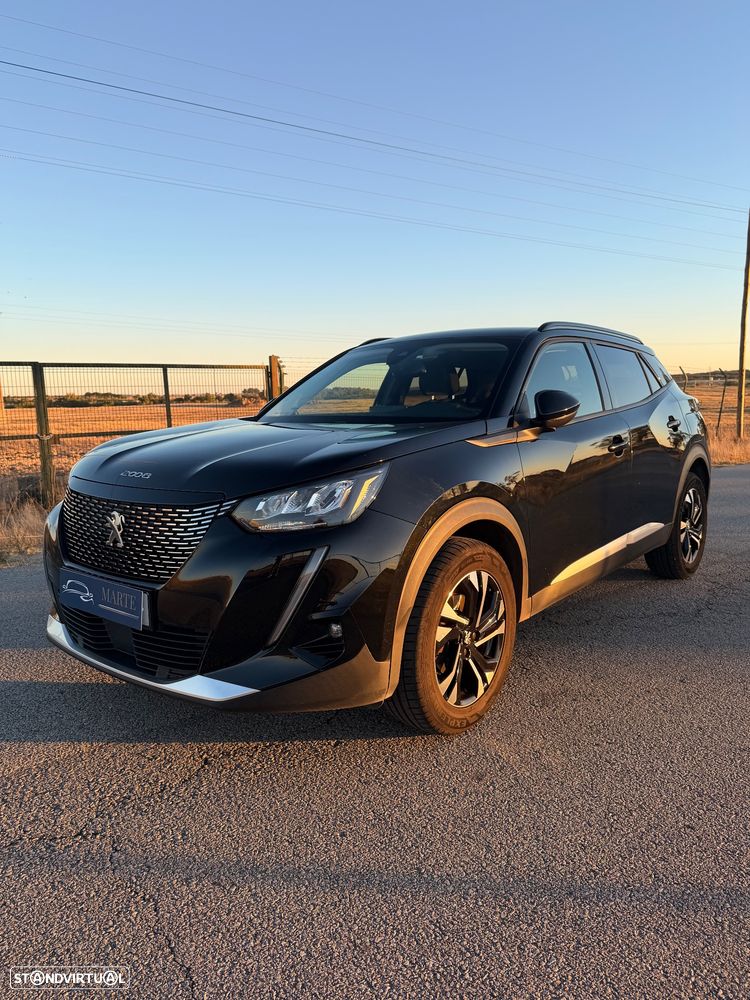 Peugeot 2008 1.2 PureTech Allure Pack - 4