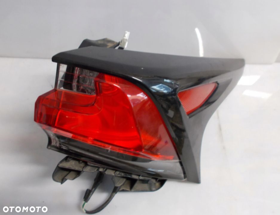 LAMPA TYŁ PRAWA LEXUS NX300H - 1