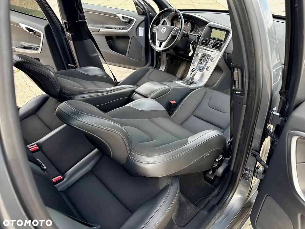 Volvo XC 60 D4 Momentum - 20