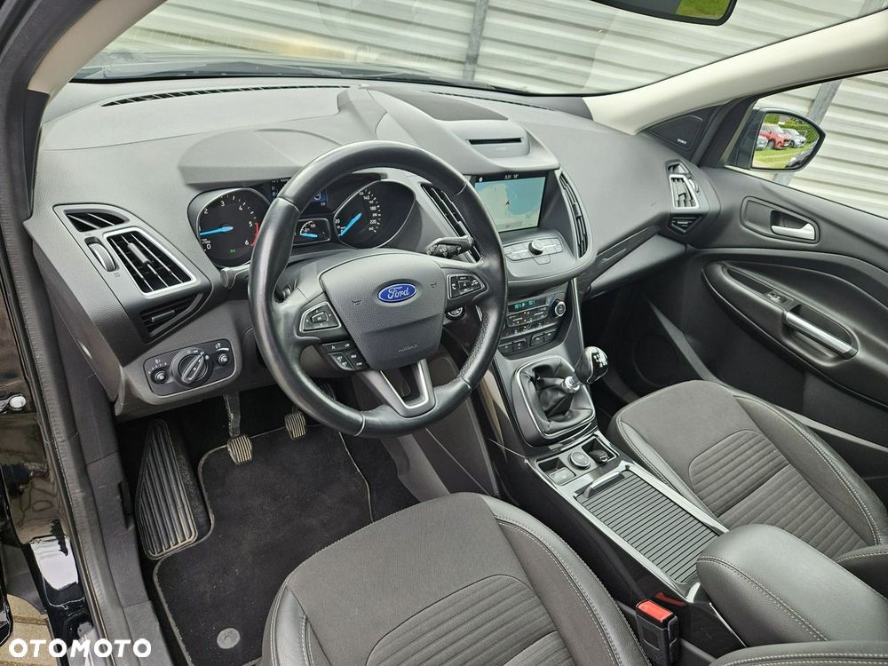 Ford Kuga 2.0 TDCi AWD Titanium - 24