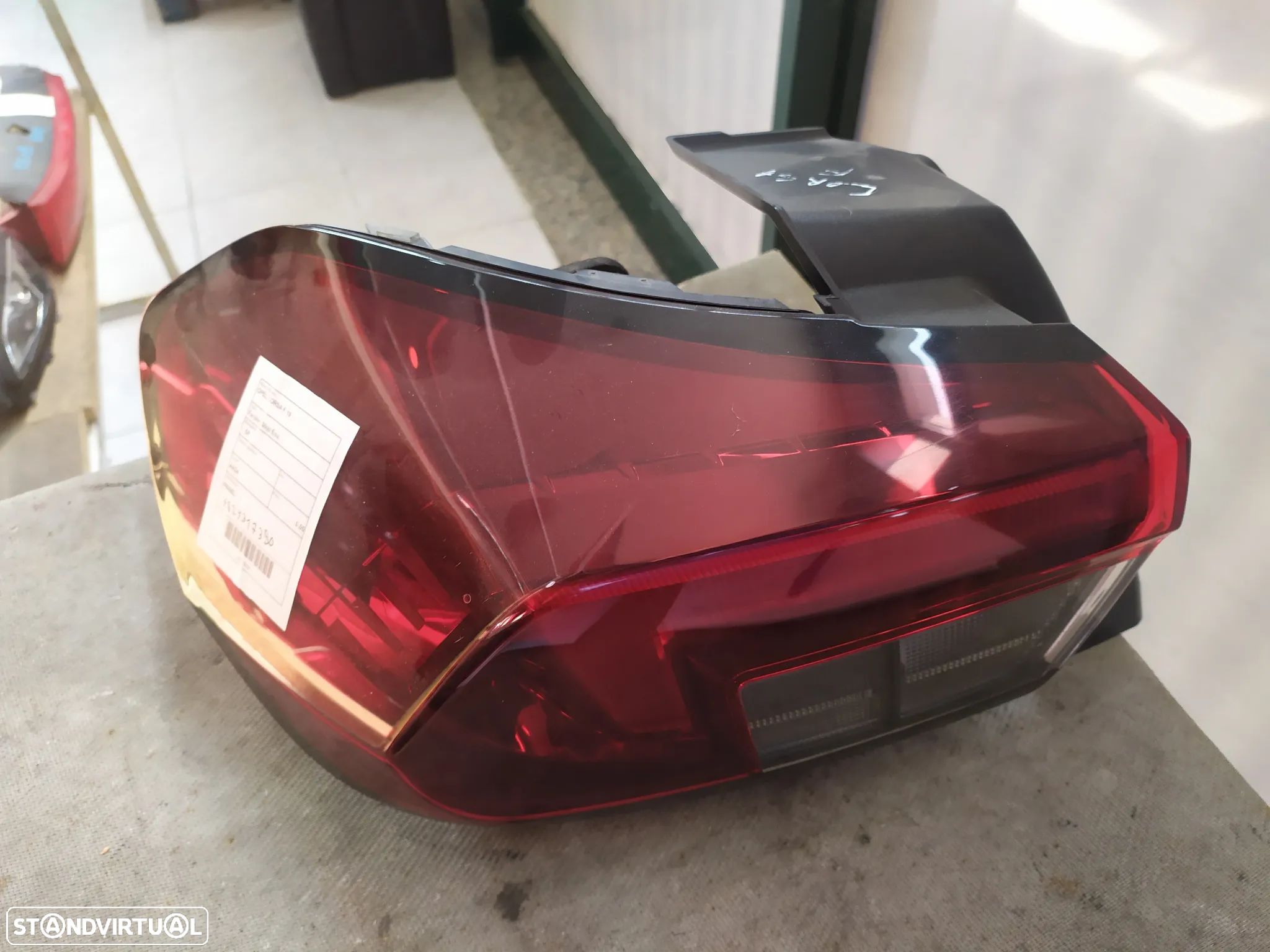 Farolim stop painel esquerdo Opel Corsa F 19 - / 9829317380 - 1