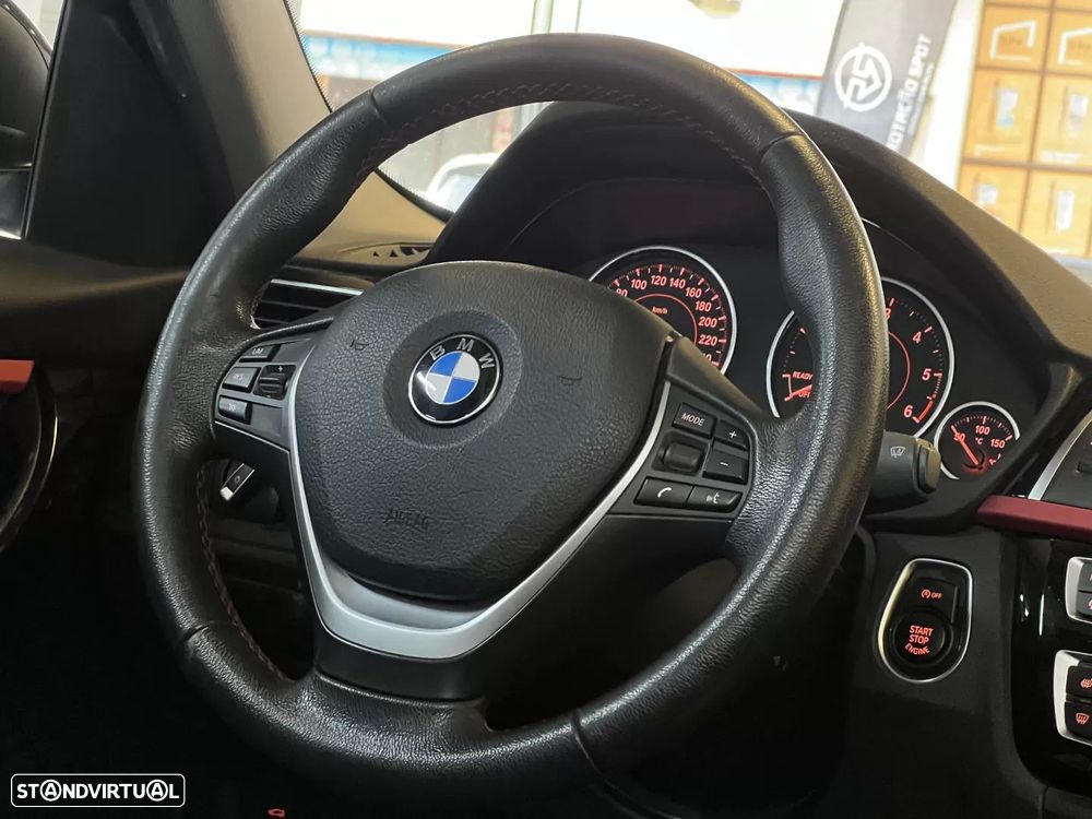 BMW 320 d Touring Aut. Sport Line - 11