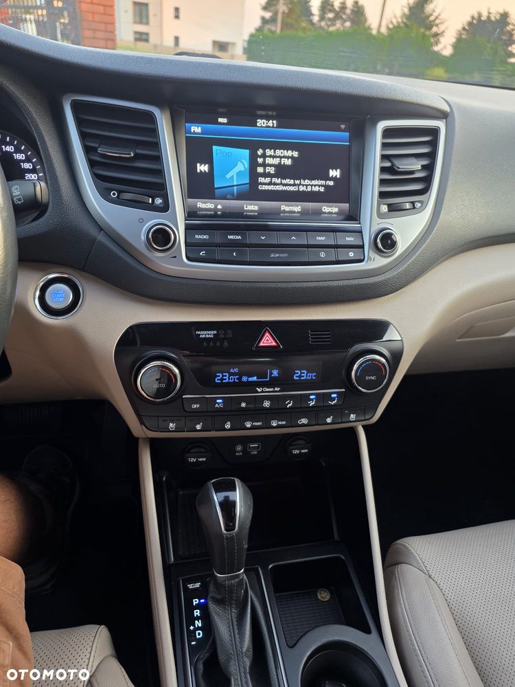 Hyundai Tucson 2.0 CRDI Premium 4WD - 12