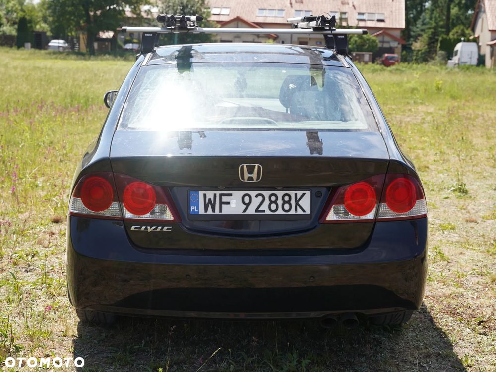 Honda Civic 1.8 Comfort - 8