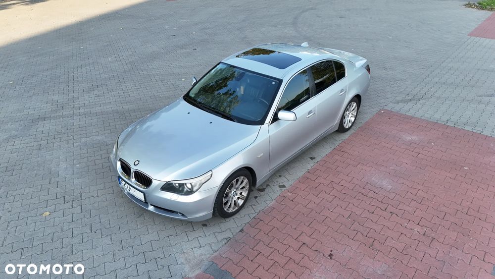 BMW Seria 5 525d - 22