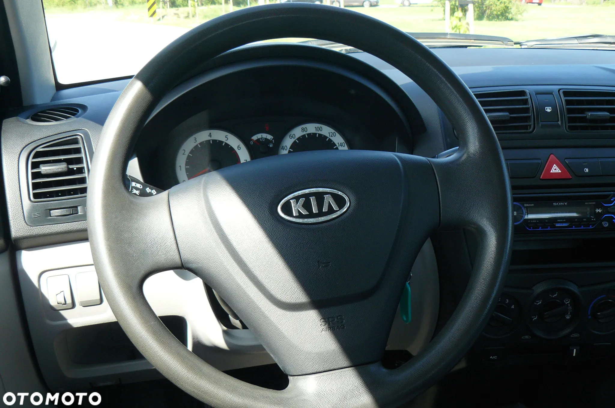 Kia Picanto - 12
