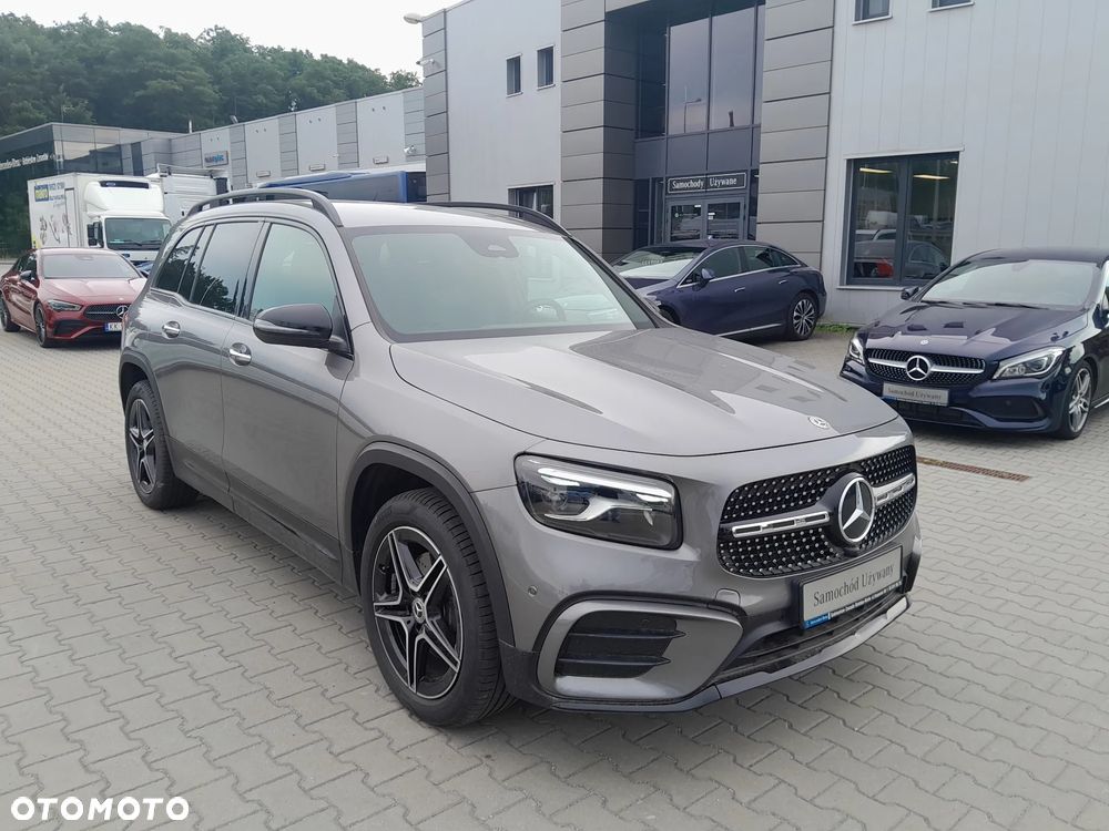 Mercedes-Benz GLB 200 AMG Line 7G-DCT - 8