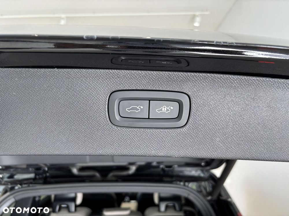 Volvo XC 90 - 28