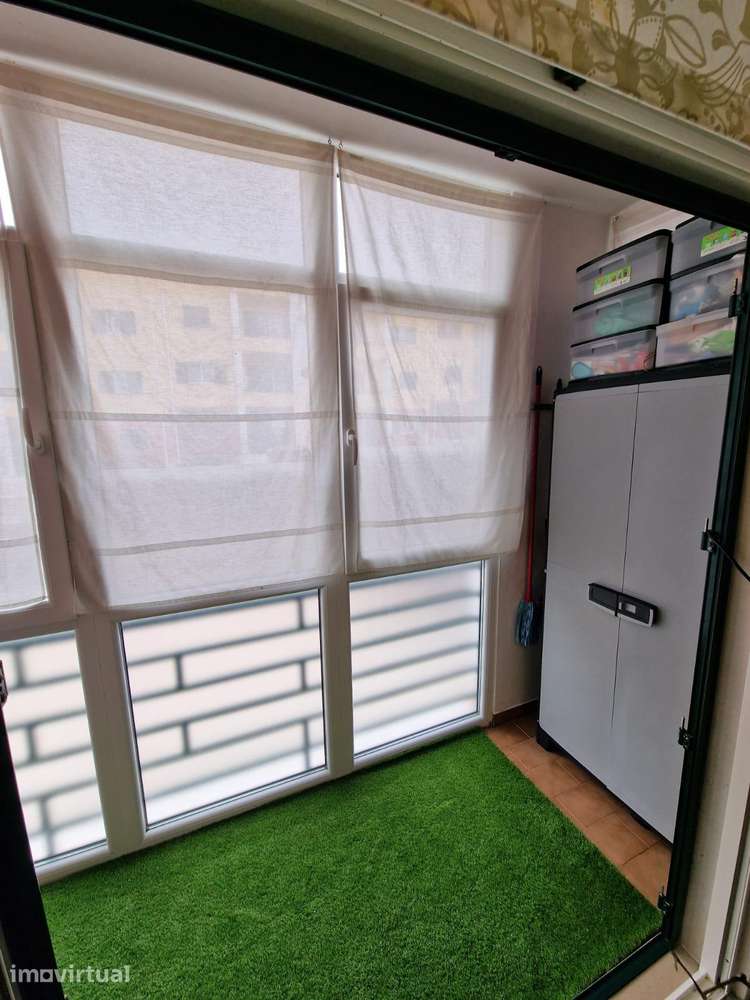T2 R/C com Magnífico Terraço Privativo — Bicesse, - Grande imagem: 4/20
