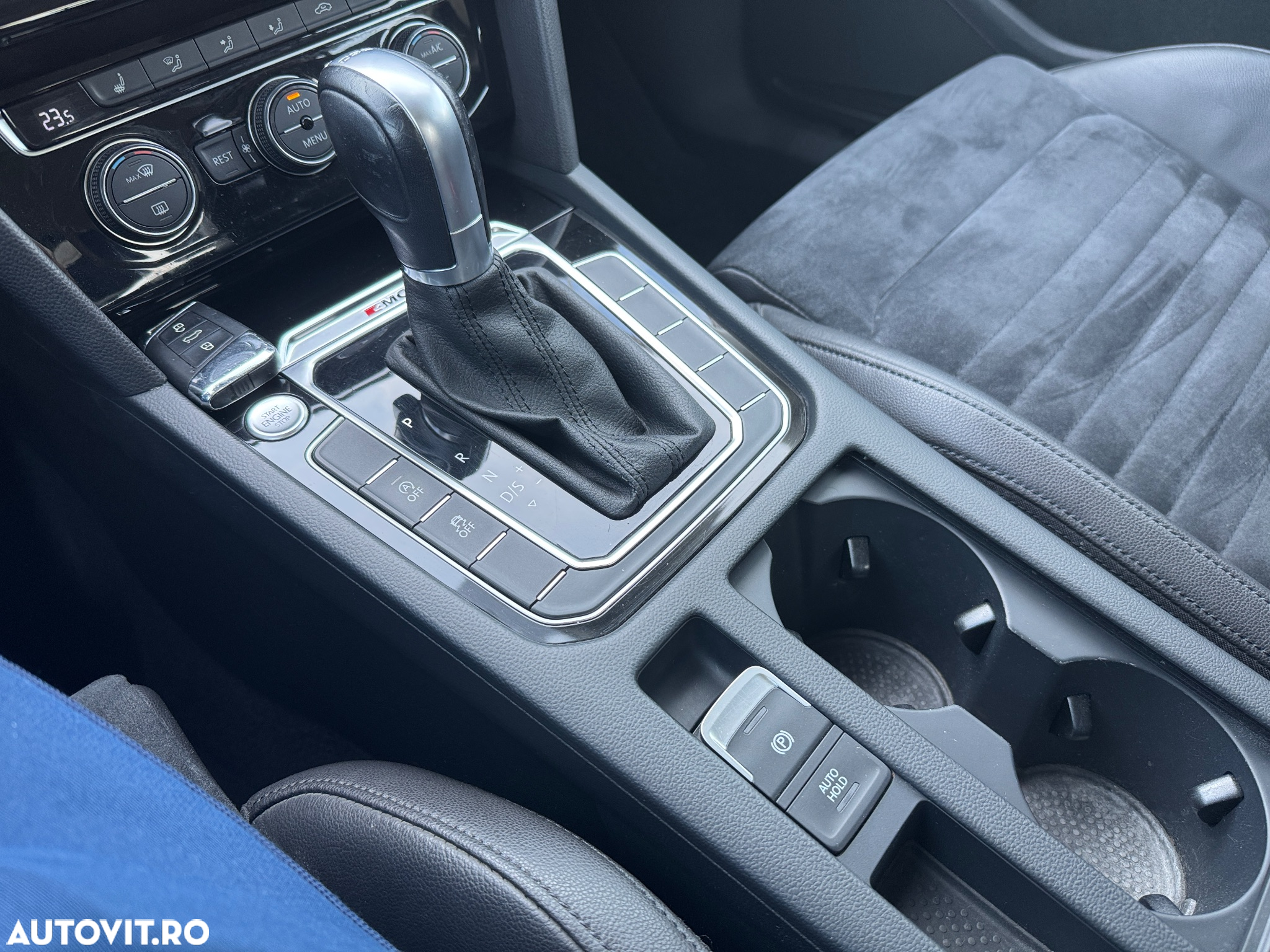 Volkswagen Passat 2.0 TDI DSG 4Motion Highline - 27