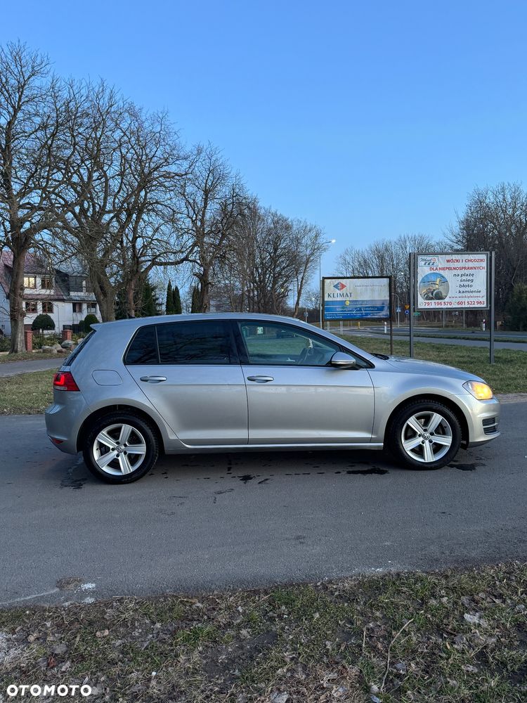 Volkswagen Golf 1.6 TDI Comfortline - 4