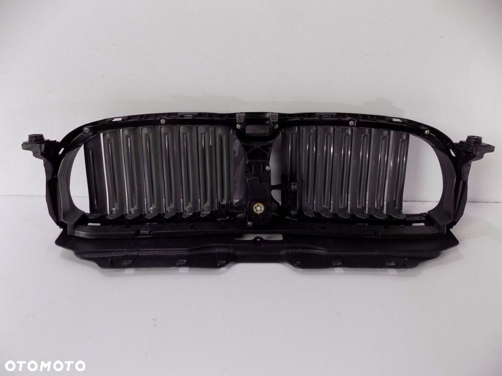 BMW 7 G11 / G12 Kierownica powietrza Górna - 4125 - 12