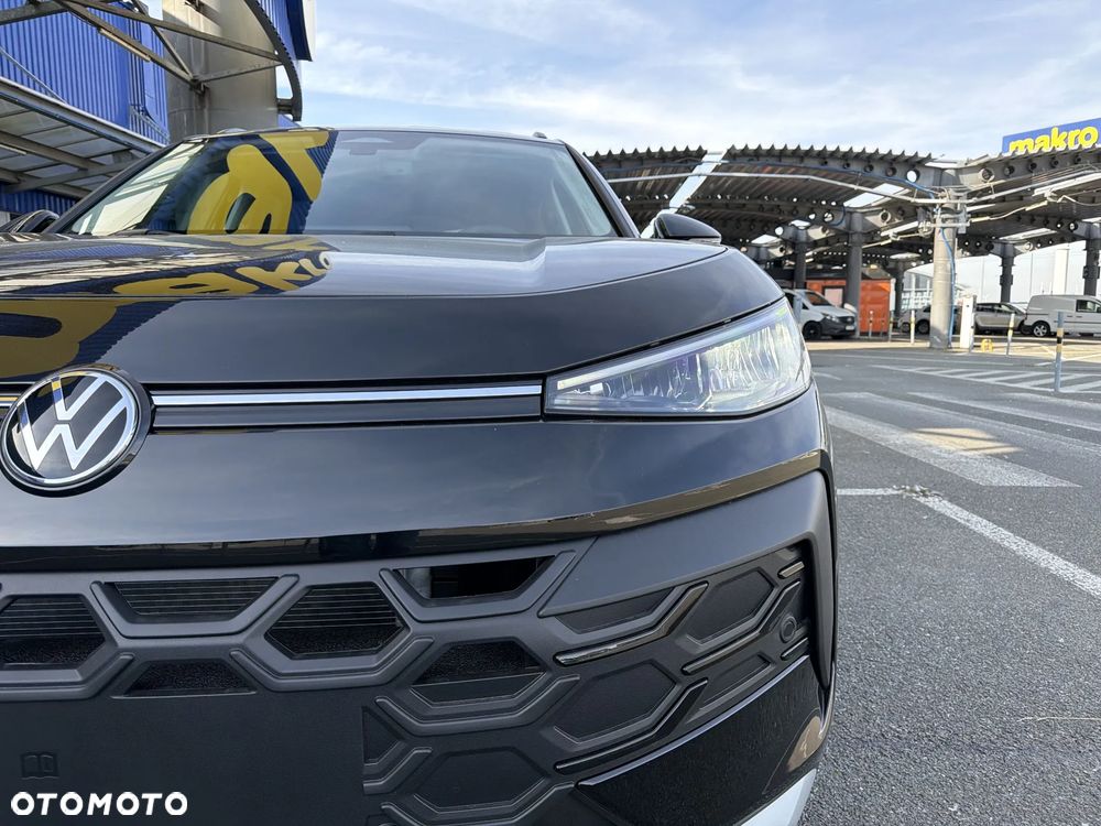 Volkswagen T-Roc 1.5 eTSI Life DSG - 23