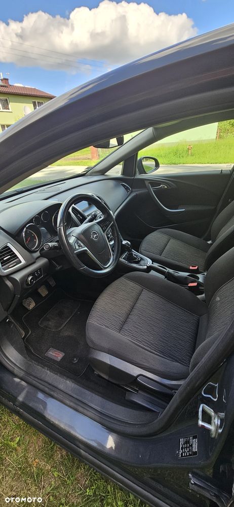 Opel Astra - 4