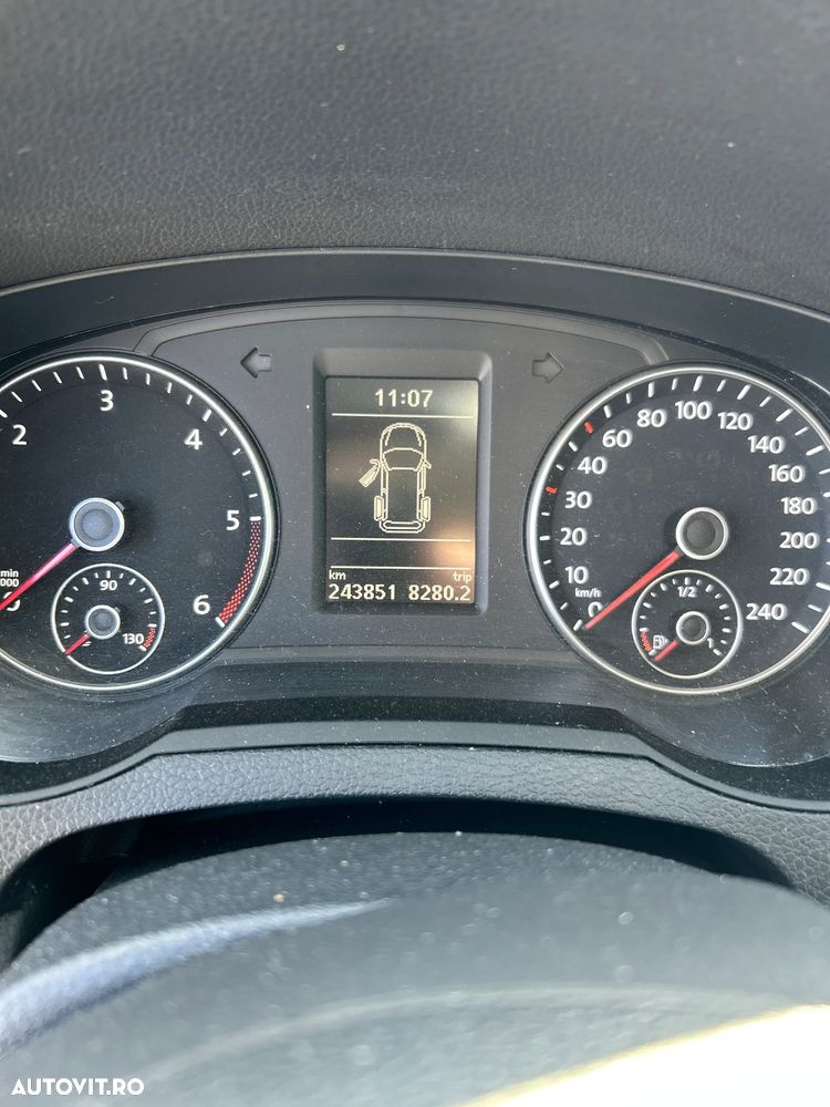 Volkswagen Sharan 2.0 TDI BlueMotion Technology Comfortline - 11