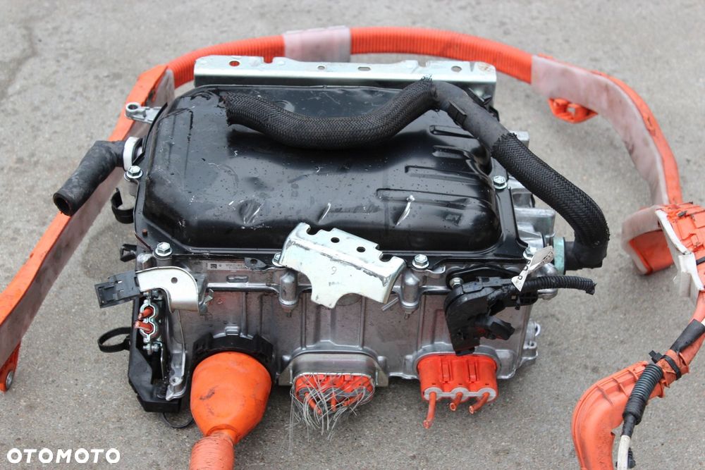 Konwenter Inwerter Toyota Yaris III Lift - 6