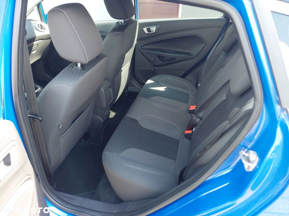 Ford Fiesta - 17