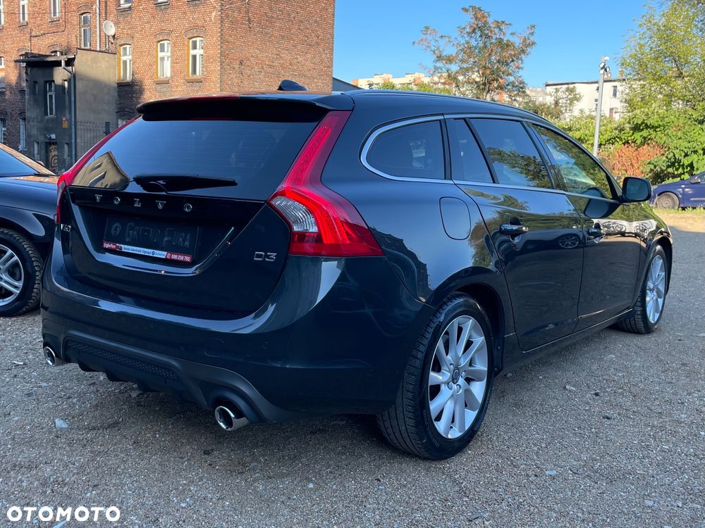 Volvo V60 D3 Geartronic RDesign - 8