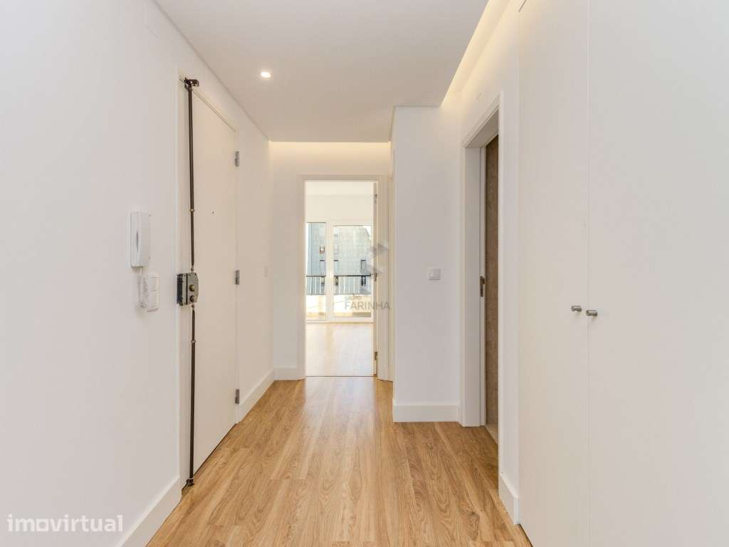 Excelente apartamento T3 Duplex + 1 totalmente renovado pronto a ha... - Grande imagem: 5/28