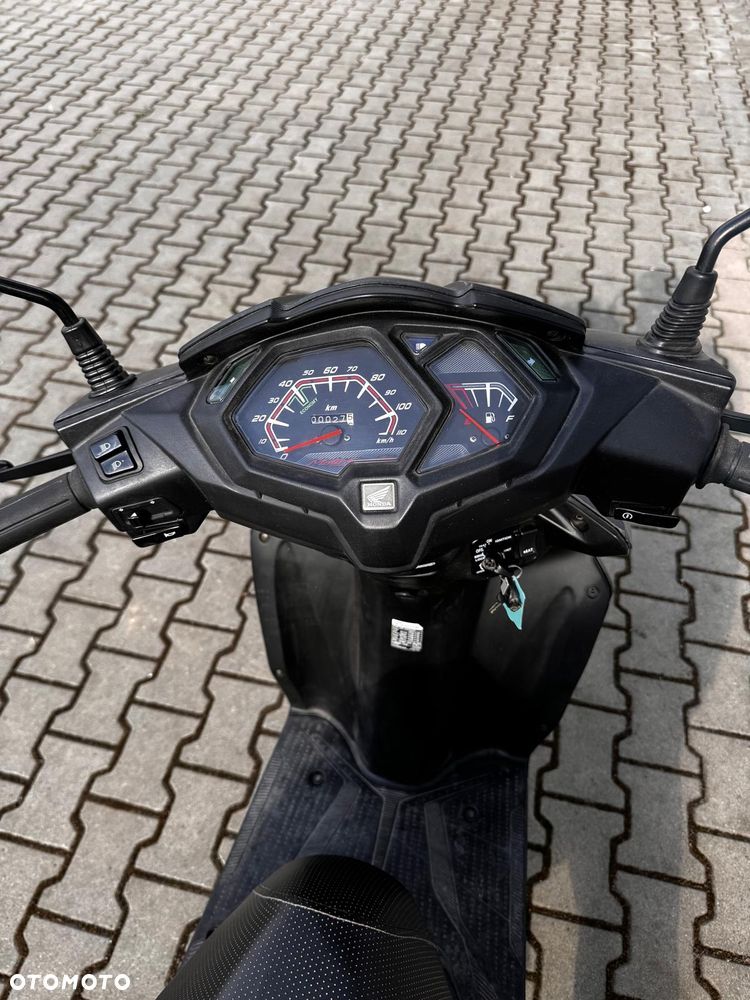 Honda Dio - 6