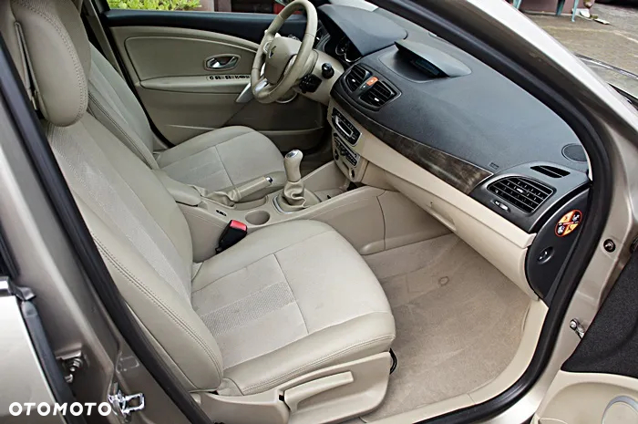 Renault Fluence 1.6 16V Authentique - 18