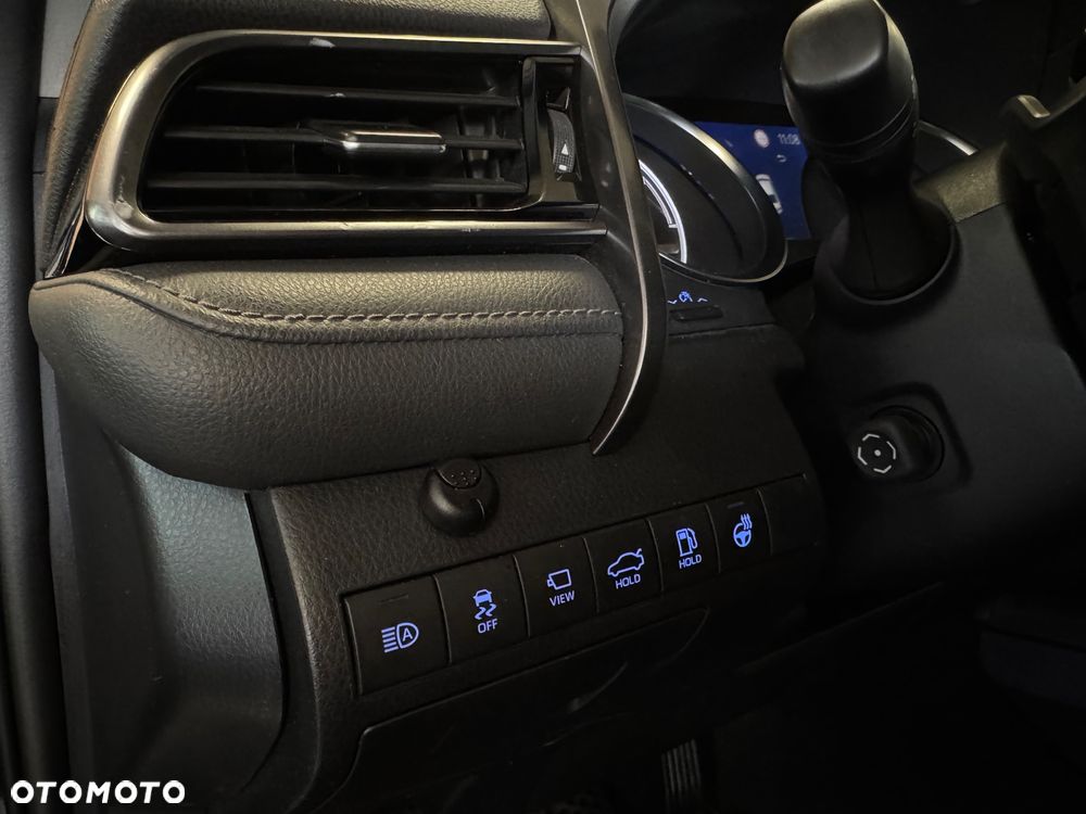 Toyota Camry 2.5 Hybrid Executive CVT - 17