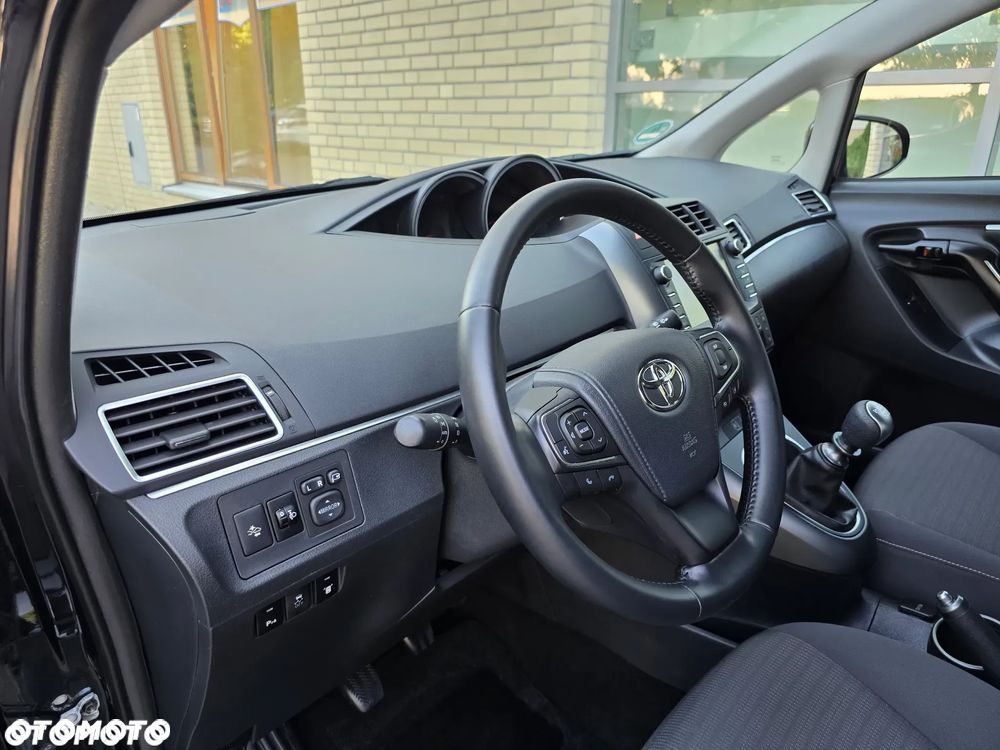 Toyota Verso - 17