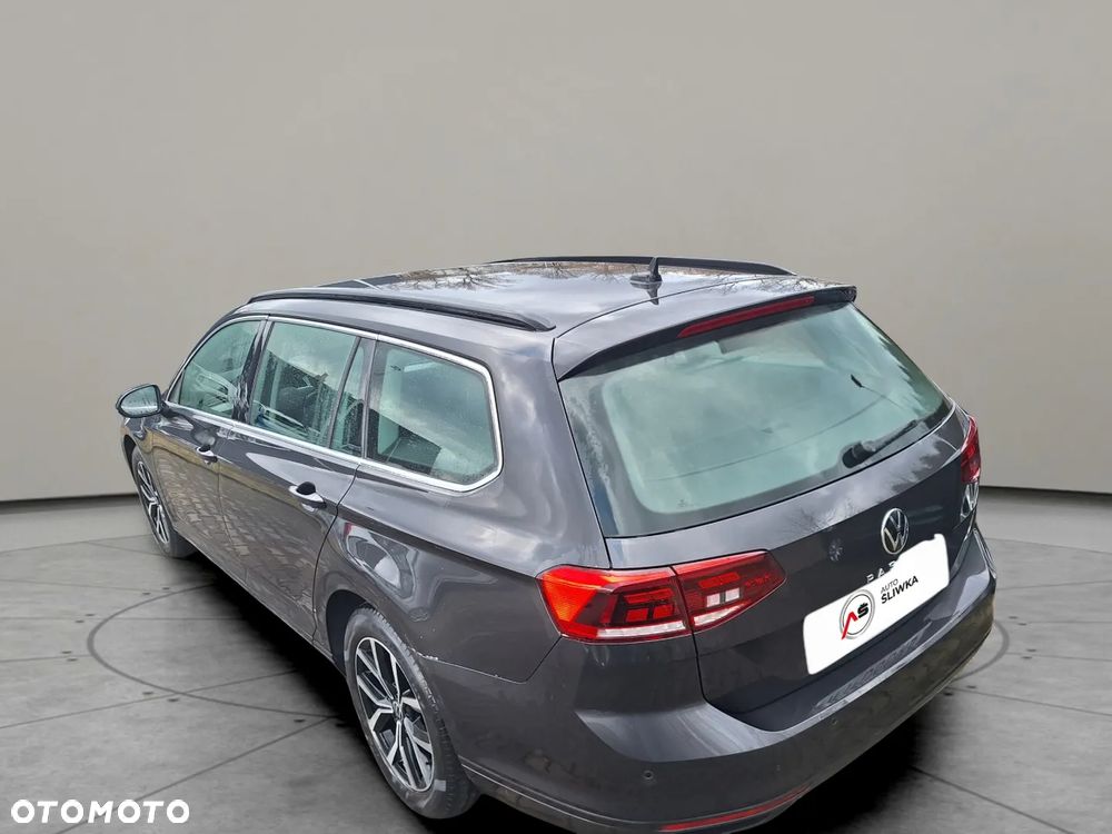 Volkswagen Passat 1.5 TSI EVO Essence DSG - 4