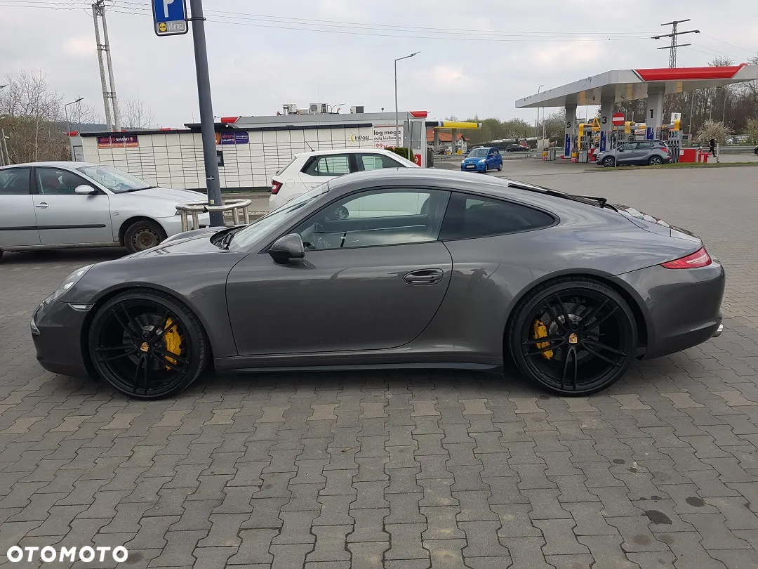 Porsche 911 Carrera 4S PDK - 4