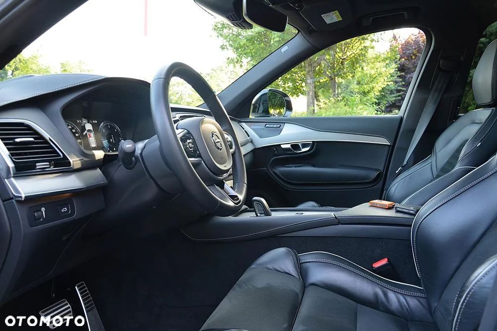 Volvo XC 90 B5 D AWD Geartronic RDesign - 16